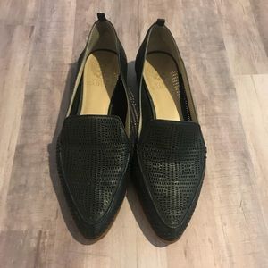 Vince Camuto Black Loafers size 9.5!